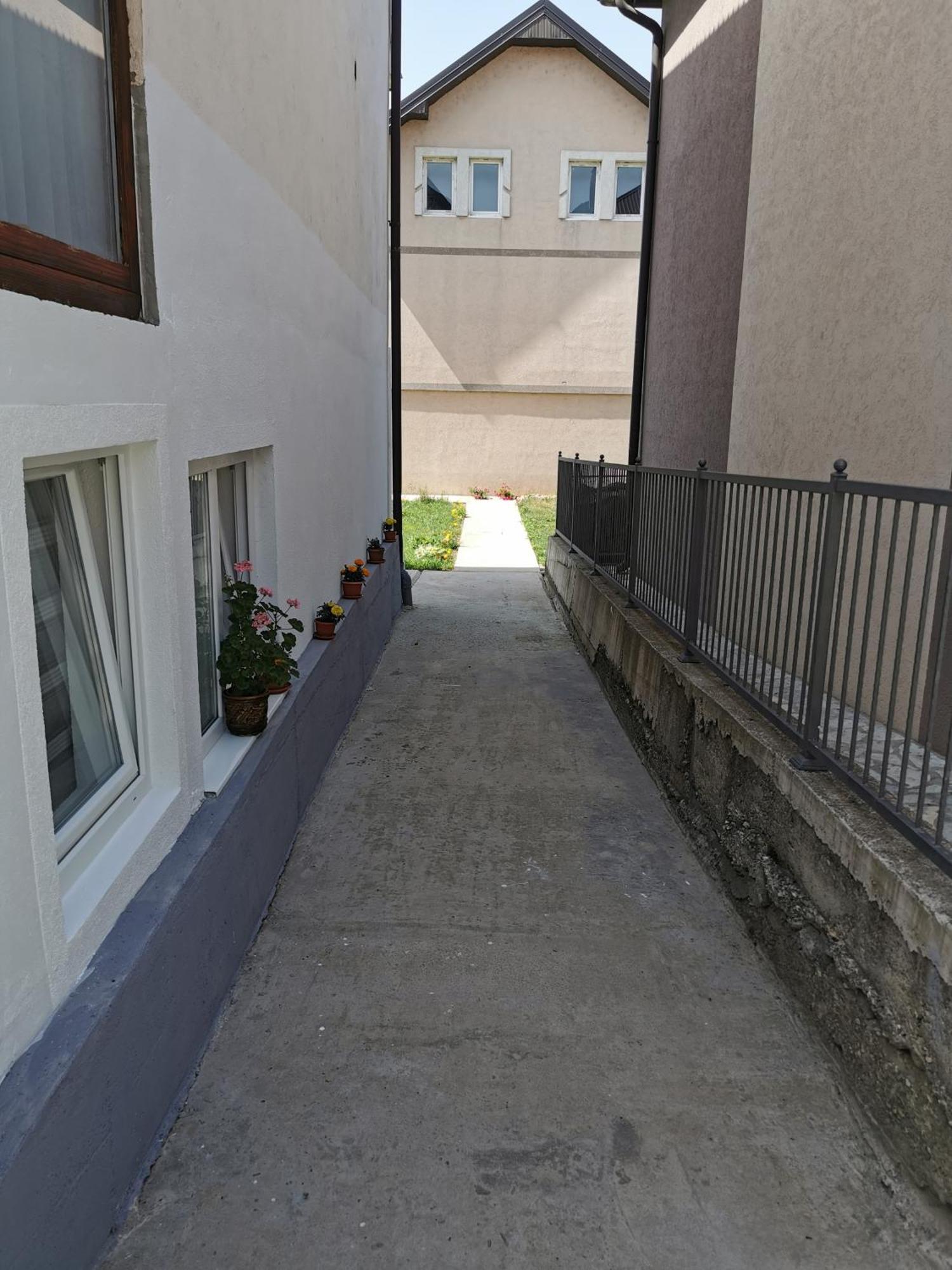 Konak Plav Luaran gambar